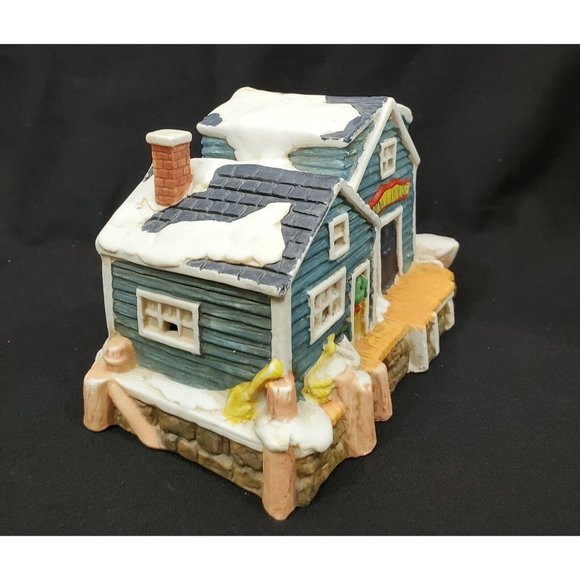 Franks Winter Tyme lake river BOAT HOUSE Christmas Village small building 4"high - Picture 2 of 7